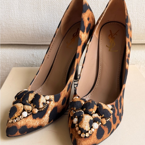 Yves Saint Laurent Leopard Print Jeweled Pointed Toe Pumps - Picture 10 of 10
